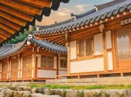 Gyeongju HanokHotel Chunchugwan