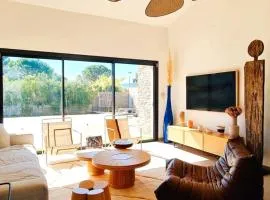 Charming setting with private pool in Cala Rossa