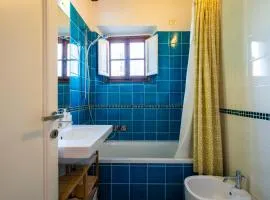 Marsuppini By Hôtea