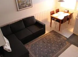 Moonlight 213 Visit Levi