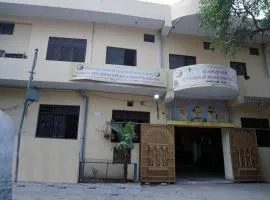 Omji Ashram Varanasi - Near Jageshwar Mahadev Temple