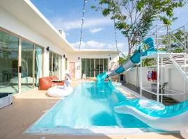 Neko Pool Villa Sattahip