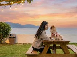 Yeosu Dangdangi Dog Family Pension Gold
