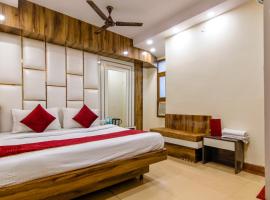 Himalaya Palace by SG Hospitality: Yeni Delhi'de bir orman evi