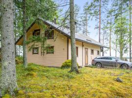 Holiday Home Tipuniemi by Interhome，Vähä Evo的飯店