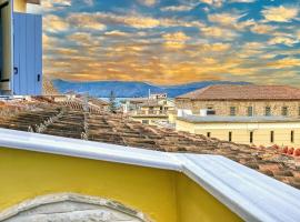 Theodoros Kolokotronis, hotell sihtkohas Nafplio