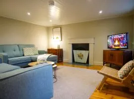 The Old Boatmans - Dingle Town