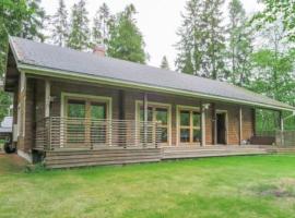 Holiday Home Villa petra by Interhome, hotel u gradu Luvia