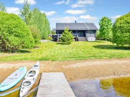Holiday Home Nuppulanranta 14 by Interhome, hotel i Jämsä