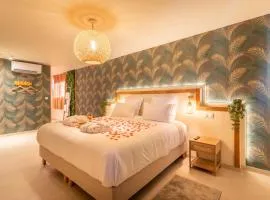 Suite Spa Détente Privative avec Balnéo Double & Sauna