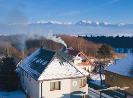 Penzi&oacute;n Pavčina Lehota