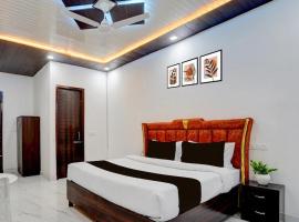 Brother hotel: Panchkula şehrinde bir otel