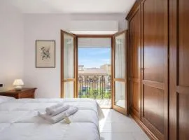 Dimoras 3BR City Center Balcony & Parking SF