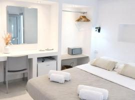 Erice Fira by EasyStay, hótel í Fira