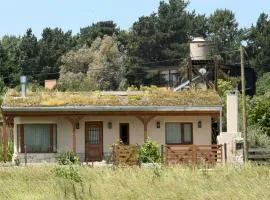 Casa Geo - Casa en Chapa Zona Cruz del Sur Para 4 PAX con Parrilla - Hola Sur