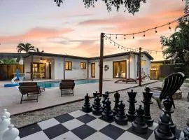 Hollywood 4BR Home with Private Heated Pool