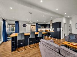 Finest Retreats - Silverwood Premium Chalet, khách sạn ở Errol