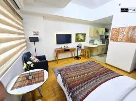 Kyanite Serene Studio Unit