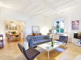 Villa Lalen Sorrento Private Luxury Residence with Garden, Terrace & Jacuzzi