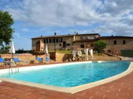 Agriturismo Santarcangelo with shared pool and relaxing view