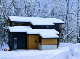 Red Door Villas Hakuba - Tomodachi Villa