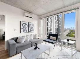 Envitae Hotel 4BR Modern Sleek Apartment