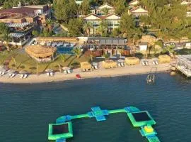 IVY Sailing Resort Otel