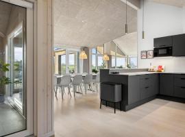 Cozy Home In Bogense With Sauna، فندق في بوجنسي