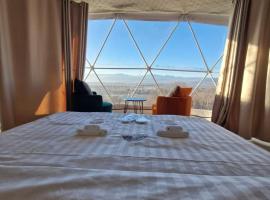 Glamping Georgia - Mukhrani Hills, hotel em Mtskheta