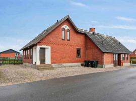 3 Bedroom Cozy Home In Bagenkop, hotel a Bagenkop