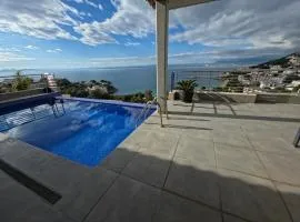 Sylvie conciergerie Exceptional house with sea view