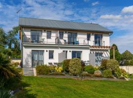 La Villa Perch&eacute;e calme, sauna, parking priv&eacute;, hotel econ&ocirc;mico em Saint-Prix