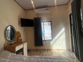 Tĩnh House, hotel i Ba Ha