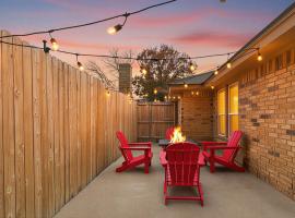 Viesnīca Relaxed Lubbock Home w Workspace and Full Kitchen pilsētā Laboka