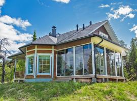 Holiday Home Villa tunturisopuli by Interhome, hotelli kohteessa Raattama