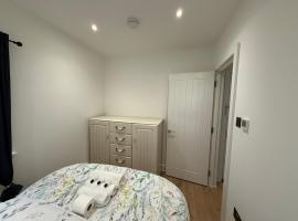 Flat 4 highlands retreat, hotel in Fareham