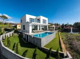 Wonderful tranquil villa with poolCasa Laranja