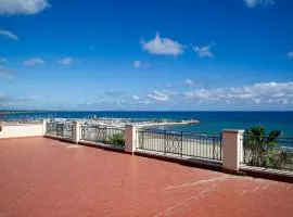 Belvedere on the descent seafront & Jubilee Rome