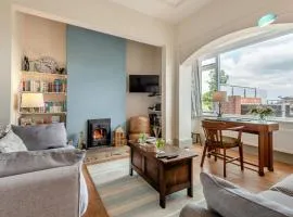 5 Bed in Studland oc-wy365