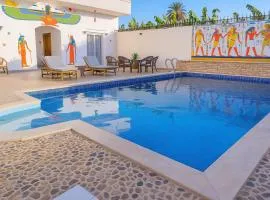 Villa Desert Rose
