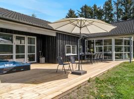 Holiday Home Nayati - 2km from the sea by Interhome, hotel di Saltum