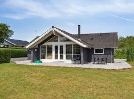 Holiday Home Gertrud - from the sea by Interhome