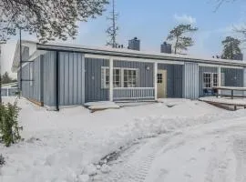 Holiday Home Saariseläntie 8 b 7 by Interhome