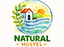 Natural Hostel, Hotel in Himarë