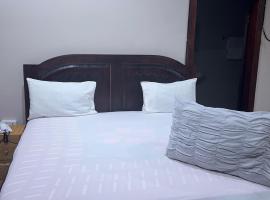 Hotel Bella Casa, hotel en Trofwi