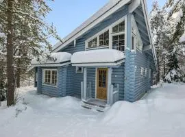 Holiday Home Aurinkoinen hirsimökki by Interhome