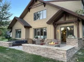 Your Luxury Mountain Adventure Home