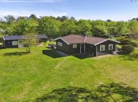 Holiday Home Janna - 1-4km from the sea by Interhome