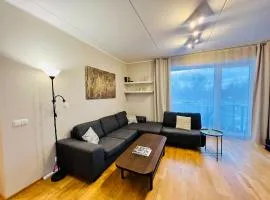 Spacious & Modern 1 BedRoom Apt Near Lauluväljak- Tallinn