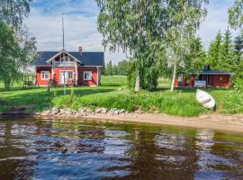 Holiday Home Honkaniemi by Interhome, готель у місті Karvala